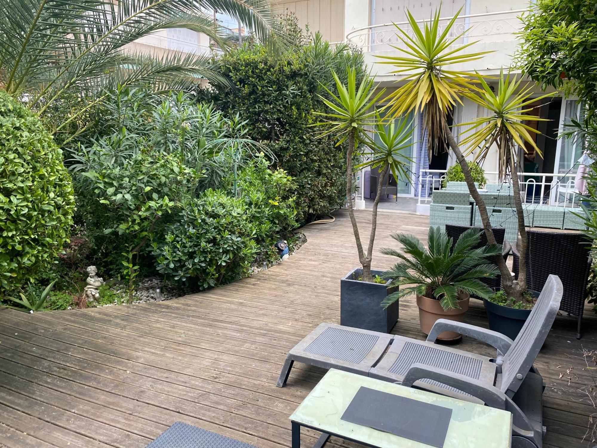 קאן Only 60M To The Beach, 2 Bedroom Cozy Apartment, 80M2 Big Garden, Very Central מראה חיצוני תמונה